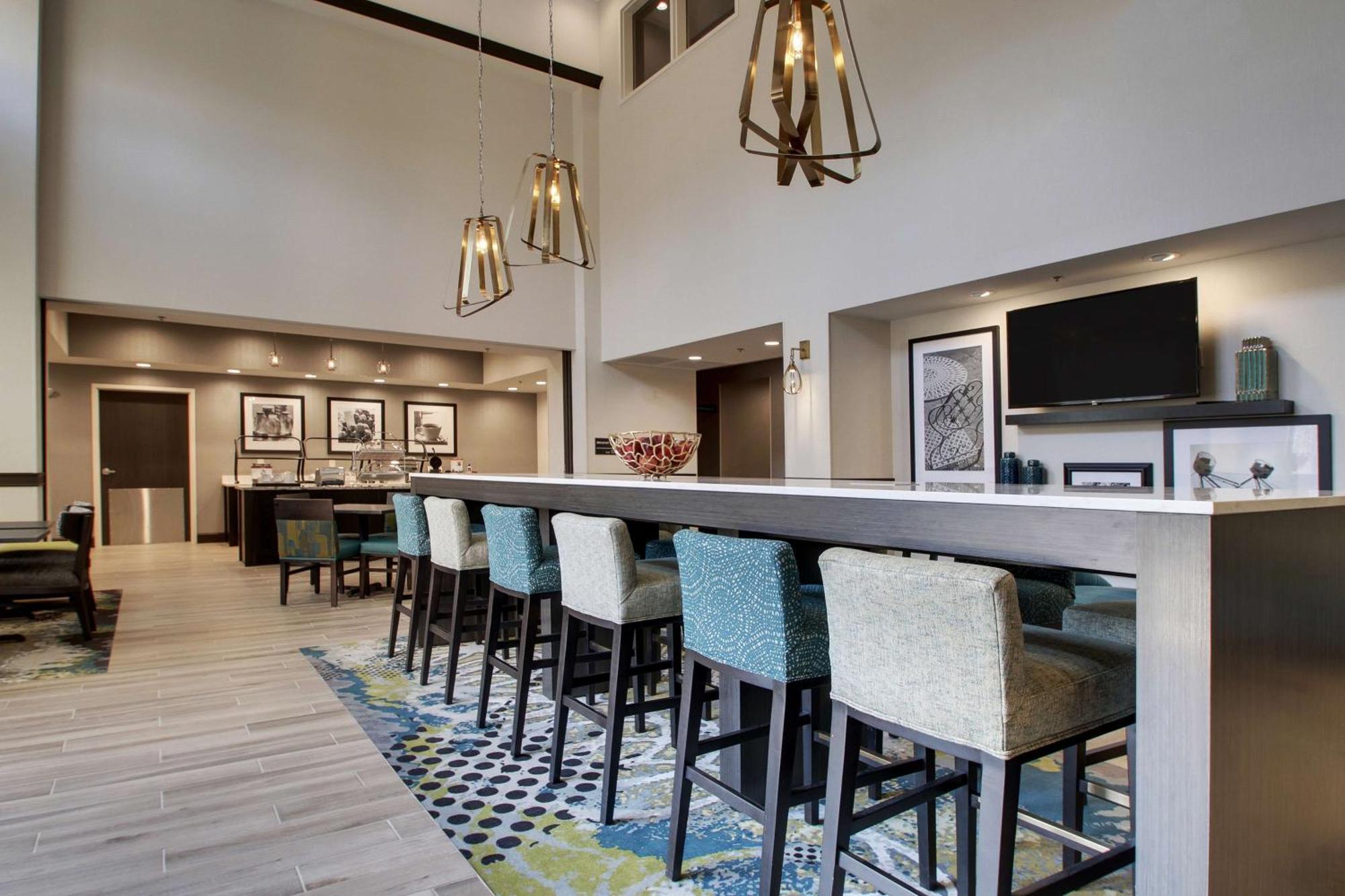 Hampton Inn & Suites By Hilton Knightdale Роли Экстерьер фото